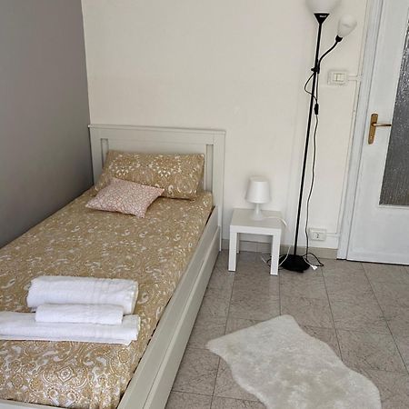 Appartamento Spazioso Vicino Al Centro Турин Экстерьер фото