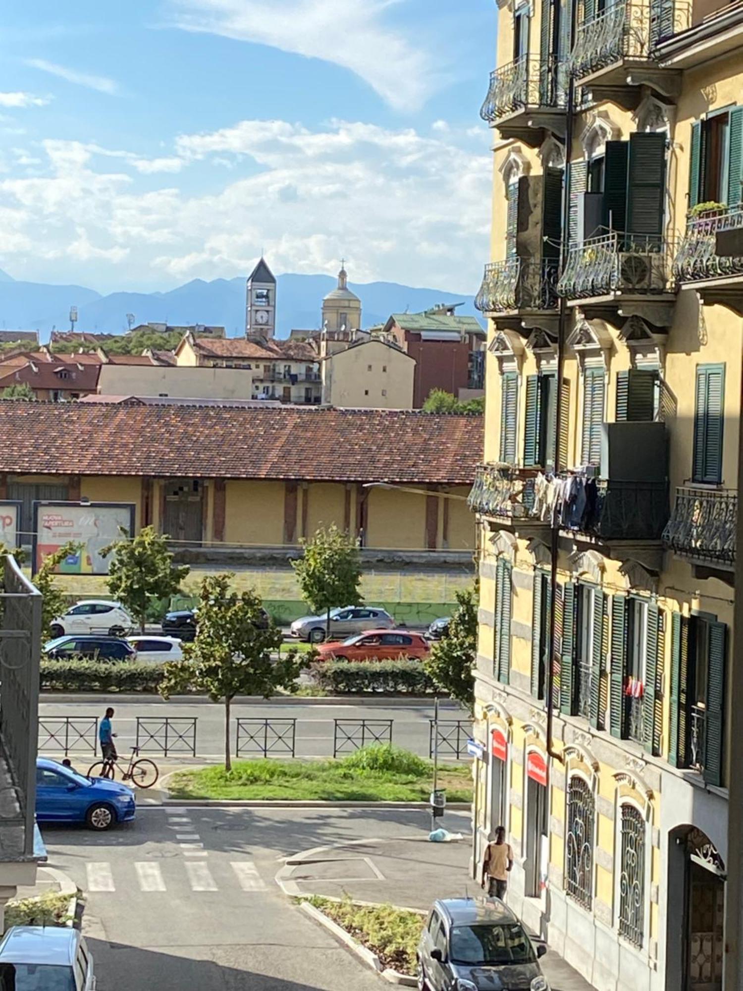 Appartamento Spazioso Vicino Al Centro Турин Экстерьер фото